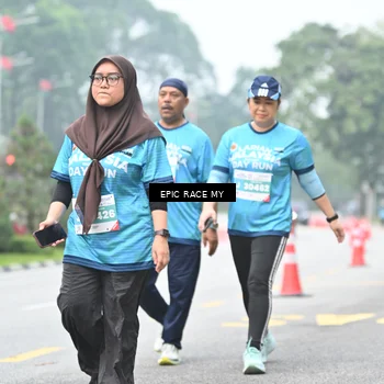 Runner Photo 7039632