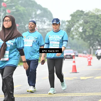 Runner Photo 7039635