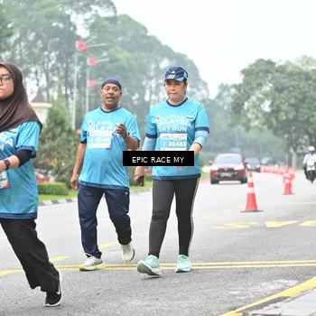 Runner Photo 7039641