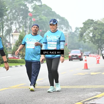 Runner Photo 7039643