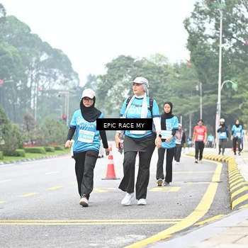 Runner Photo 7039656