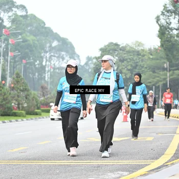 Runner Photo 7039659