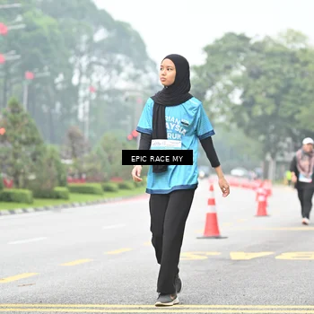 Runner Photo 7039673