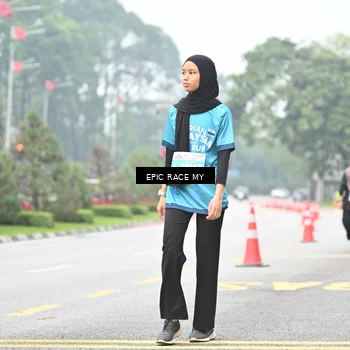 Runner Photo 7039676