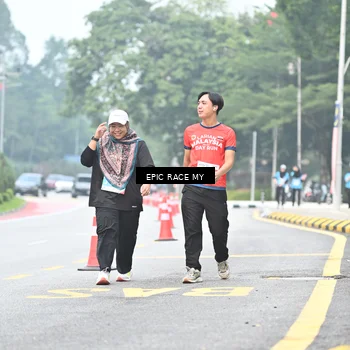 Runner Photo 7039680