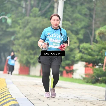 Runner Photo 7039706