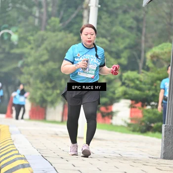 Runner Photo 7039707