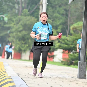 Runner Photo 7039708
