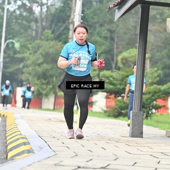 Runner Photo 7039710