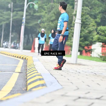 Runner Photo 7039712
