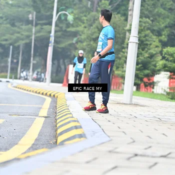 Runner Photo 7039713