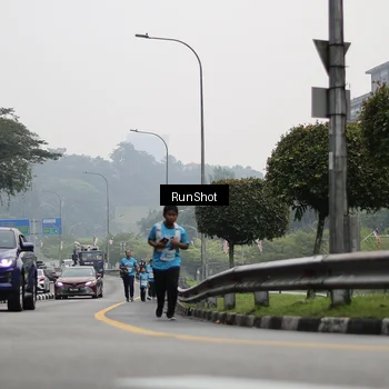 Runner Photo 7039724