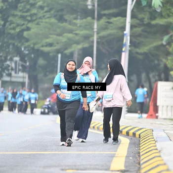 Runner Photo 7039754