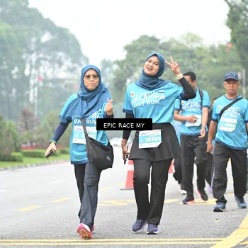 Runner Photo 7039827