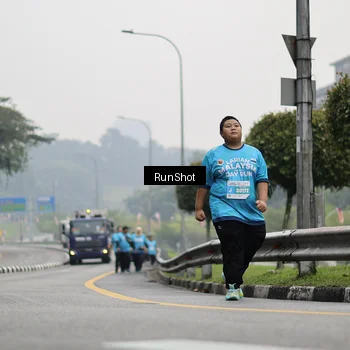 Runner Photo 7039830