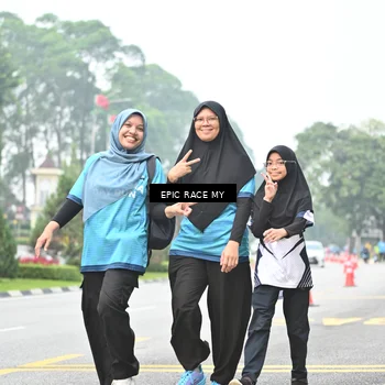Runner Photo 7039881