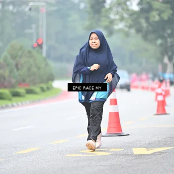 Runner Photo 7039911