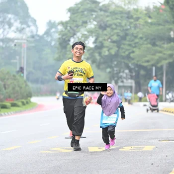 Runner Photo 7039918