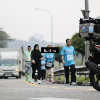 Runner Photo 7039929