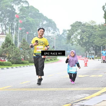 Runner Photo 7039931
