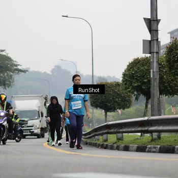 Runner Photo 7039948