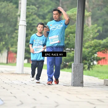 Runner Photo 7039954