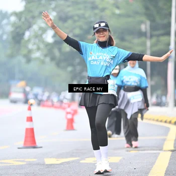 Runner Photo 7039967