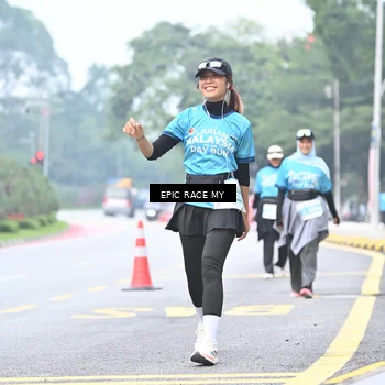 Runner Photo 7039977