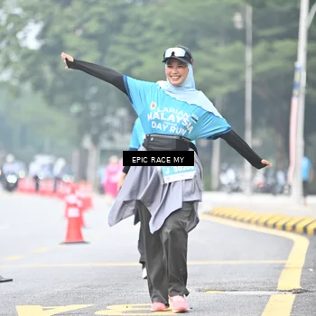 Runner Photo 7039984
