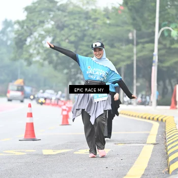 Runner Photo 7039986