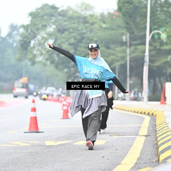 Runner Photo 7039988