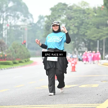 Runner Photo 7040000