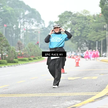 Runner Photo 7040003