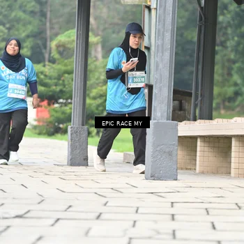 Runner Photo 7040009