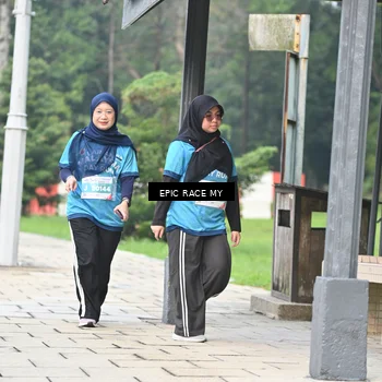 Runner Photo 7040040