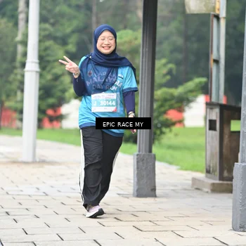Runner Photo 7040047