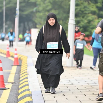 Runner Photo 7040054