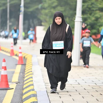 Runner Photo 7040055