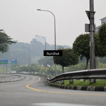 Runner Photo 7040067