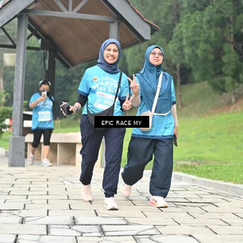 Runner Photo 7040082