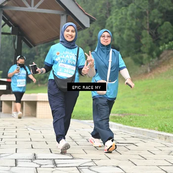 Runner Photo 7040087