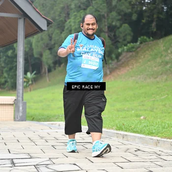 Runner Photo 7040103