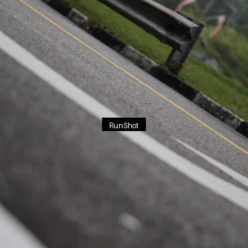 Runner Photo 7040126