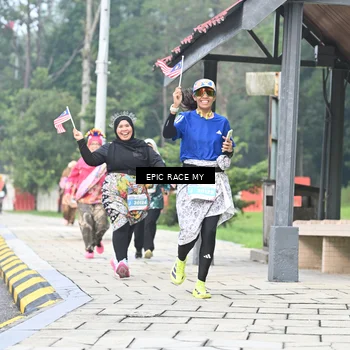 Runner Photo 7040133