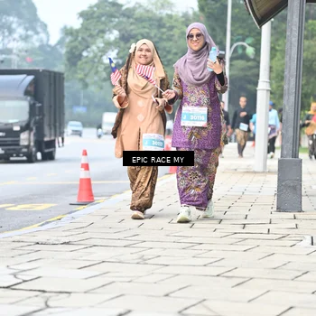 Runner Photo 7040151