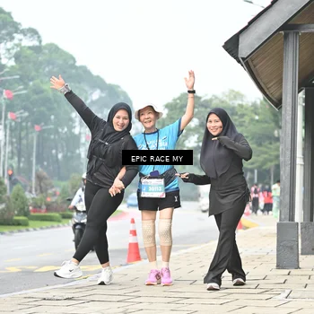 Runner Photo 7040199