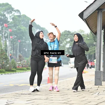 Runner Photo 7040201