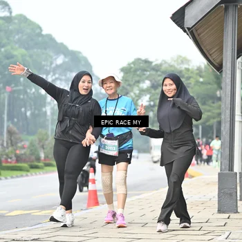 Runner Photo 7040203