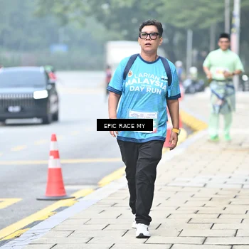 Runner Photo 7040206