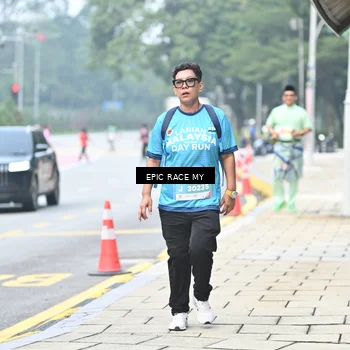 Runner Photo 7040209